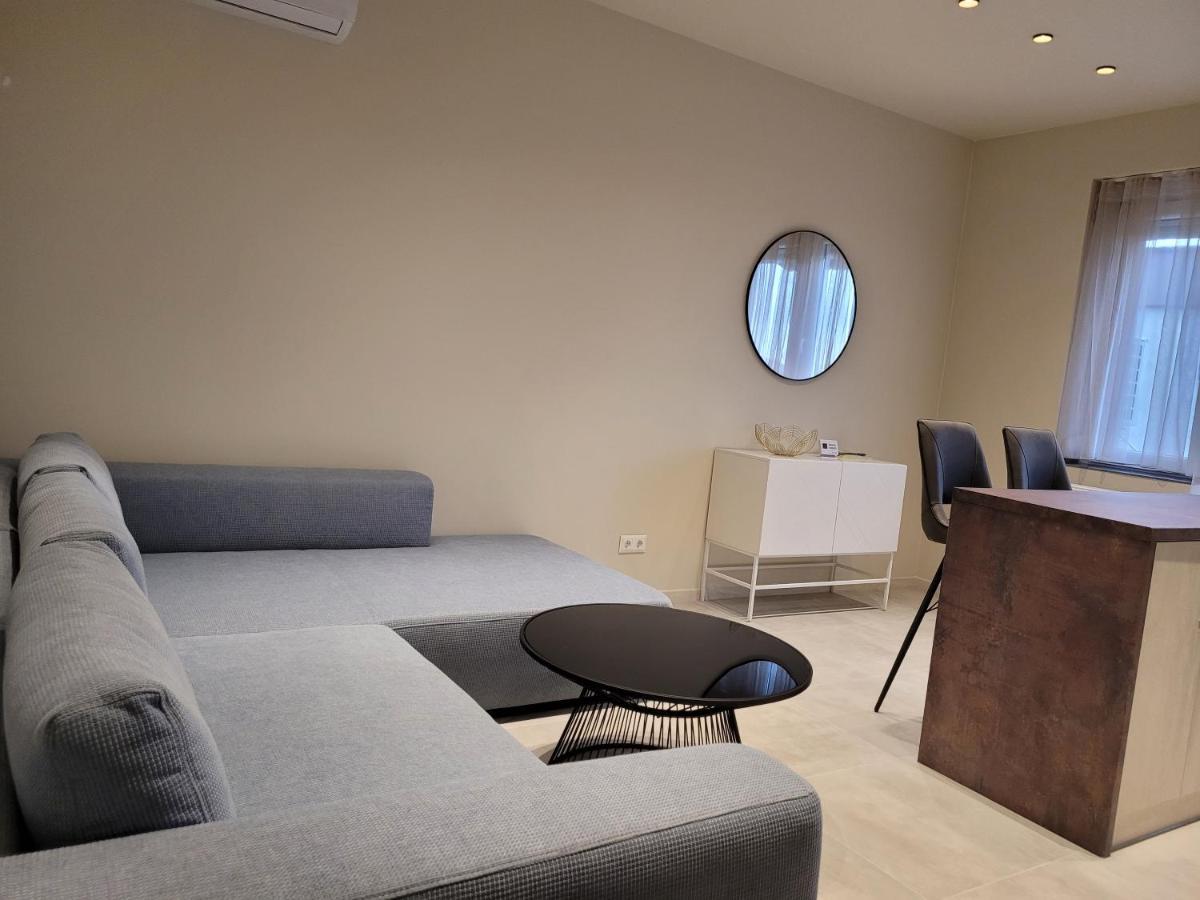 Lara II Apartman Дебрецен Экстерьер фото